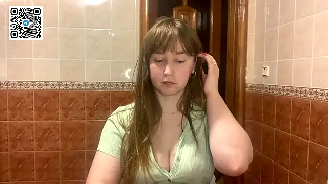 MaroonMoon  online show from December 5, 8:54 pm