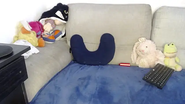 Raycatt1 online show from November 24, 6:32 pm