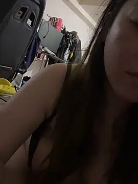 Lovelyanan online show from April 19, 6:43 pm