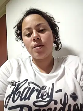 camila-titis online show from March 6, 4:40 am