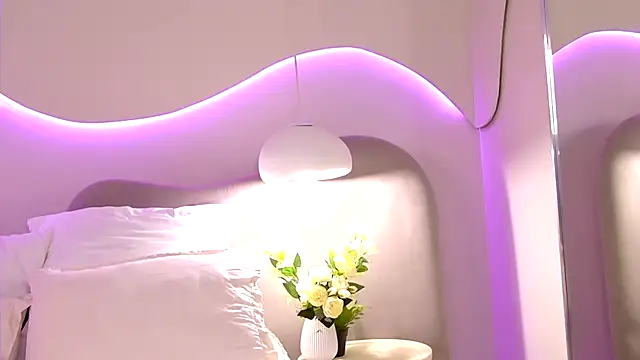 NicolSpace online show from October 25, 3:58 am