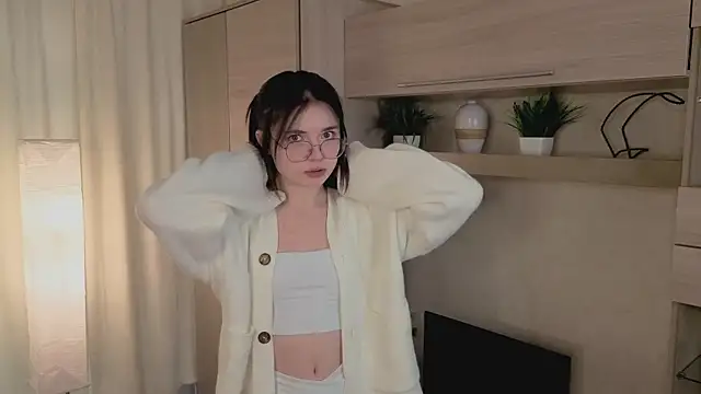 Susan Gardner online show from November 19, 6:13 am