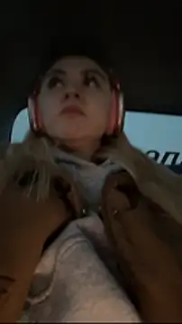 LunaMillie online show from January 9, 11:36 am