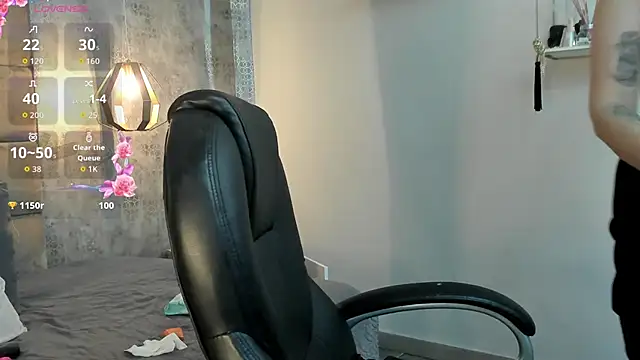 Sky Junne online show from February 23, 6:07 pm