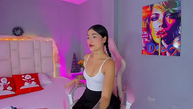 SammyRose  online show from December 19, 8:01 pm