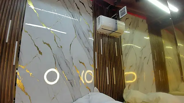 VictoriaDuart online show from April 10, 8:26 pm