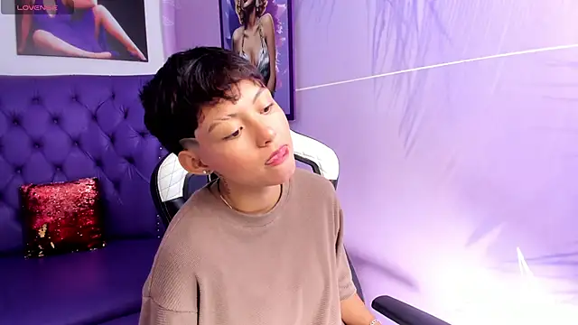 Snapshot of tefi_meow chatting on September 18, 11:42 am tefi meow online show from September 18, 11:42 am