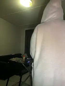 trickyOne online show from August 3, 10:26 pm
