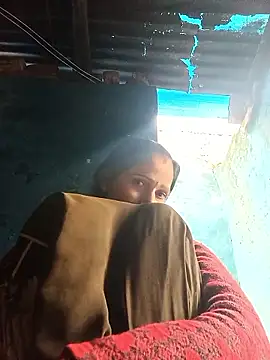 Jooli xx online show from November 20, 8:15 am