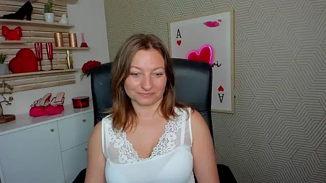 angelaSamt online show from July 20, 5:43 am