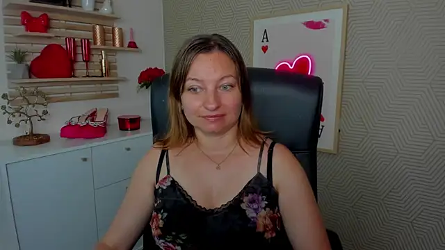 angelaSamt online show from June 23, 5:49 am