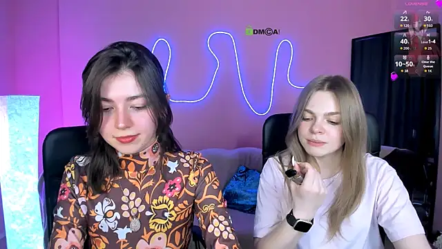 kitniss dreamy online show from March 5, 9:10 pm