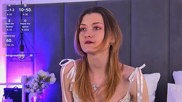 LillySvon online show from December 20, 5:28 pm