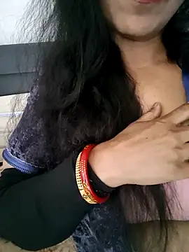 Deepa Sharma143 online show from April 9, 7:03 am