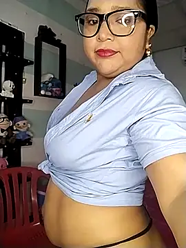 Angelly ricura online show from October 31, 7:40 pm