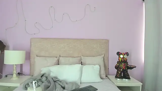 EmaRae1499 online show from December 5, 3:46 pm