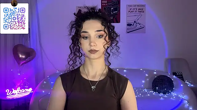 LinaMour online show from June 1, 10:10 pm
