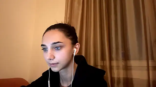 LinaMour online show from October 5, 10:26 pm