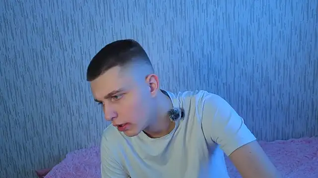 Denisx444 online show from January 19, 4:52 am