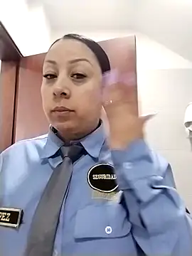 CRISTAL  11 online show from November 25, 12:29 pm