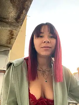 YumiLux online show from January 13, 3:05 pm