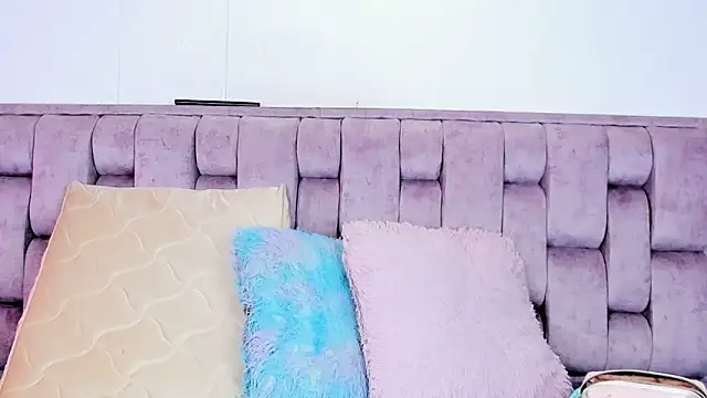 Alexa-Hunter online show from March 15, 9:50 pm