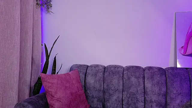 samiradoll online show from June 4, 4:28 am