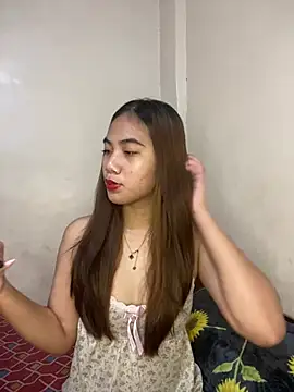 Shy SexyLady online show from June 6, 7:25 am