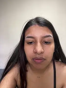  Chloe Smith online show from November 1, 5:50 pm