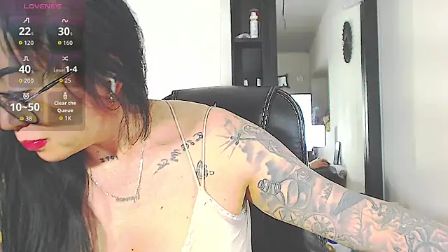 Vicky hotmilf online show from November 26, 3:24 pm