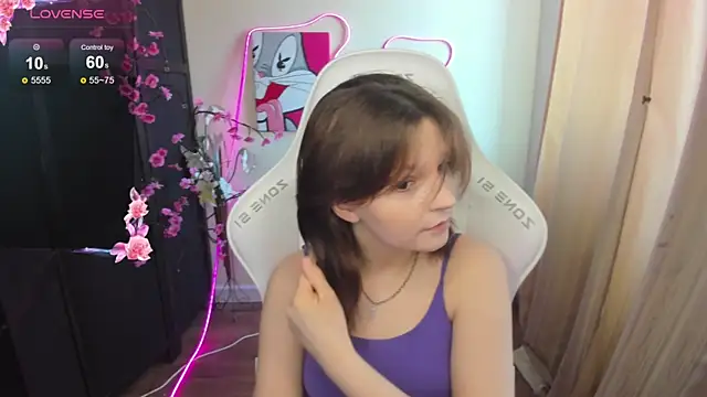 AudreyyKim online show from April 4, 8:35 am