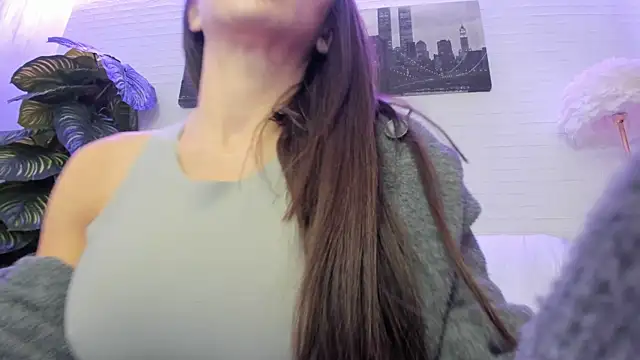 Snapshot of Katya_K chatting on October 19, 4:53 pm Katya K online show from October 19, 4:53 pm