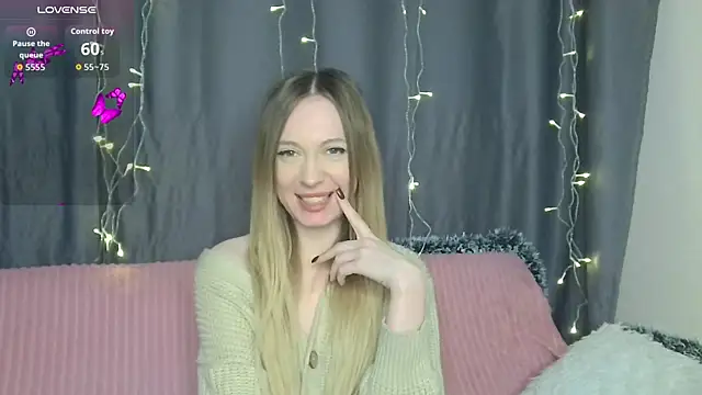 BabbbyFoxxx online show from January 7, 2:59 am