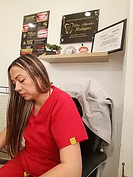 Madisson-04  online show from June 4, 4:00 pm