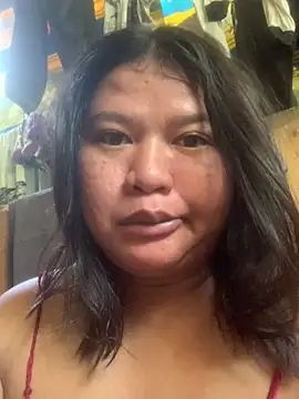 TS-YANNA online show from March 31, 5:40 am