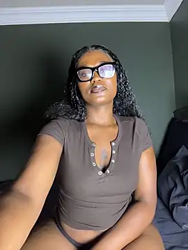 Moonzy77 online show from March 14, 9:43 am