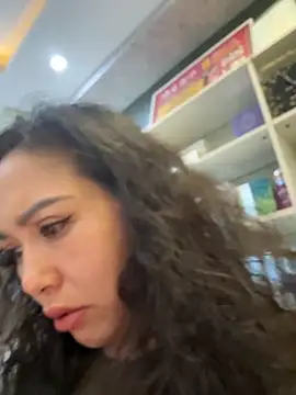 Snapshot of Susu-Asia chatting on October 10, 11:37 am Susu-Asia online show from October 10, 11:37 am