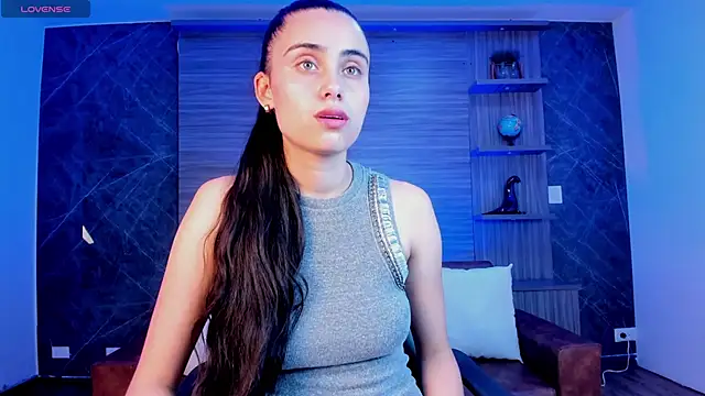 sofiapalacioss online show from October 22, 7:08 pm