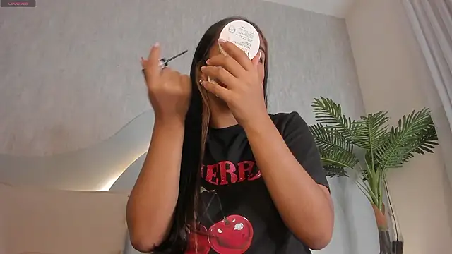 CannelaSmith online show from March 7, 8:16 pm