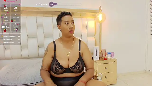 TiffantyAndStacy online show from November 15, 8:32 pm