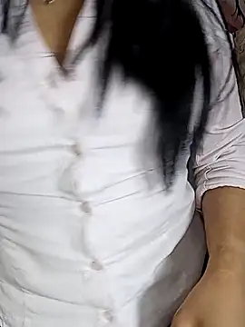 ValerieLove  online show from September 9, 7:46 pm