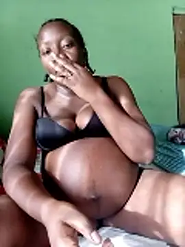 BeautyQueenX22 online show from January 9, 2:54 pm