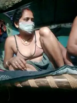 CUTE-004 online show from April 23, 5:37 pm