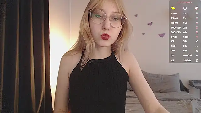 ohmycheryl online show from February 12, 8:05 am