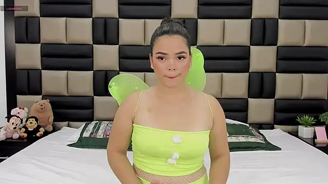 AlanaCusack online show from November 1, 12:09 pm