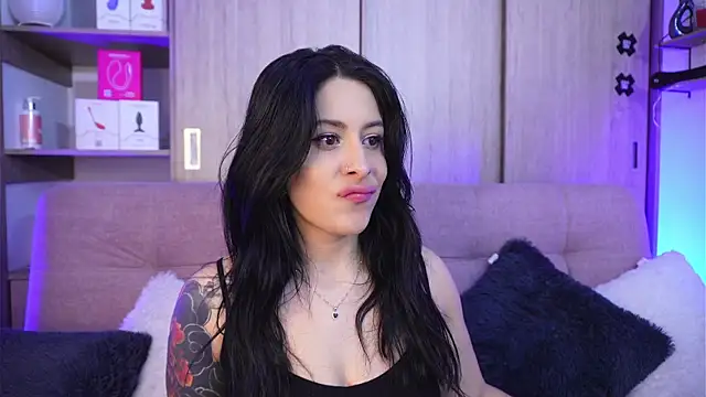 SophiieCumsx online show from April 10, 4:40 am