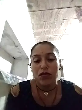 Snapshot of Sonam_shinde chatting on October 21, 8:35 pm Sonam shinde online show from October 21, 8:35 pm