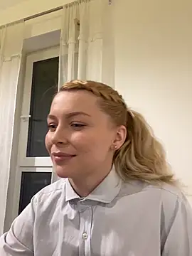 Snapshot of AnyaHellCat chatting on September 30, 5:51 pm AnyaHellCat online show from September 30, 5:51 pm