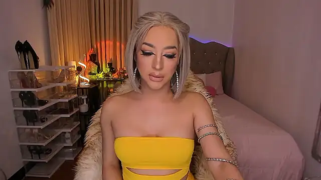 Dream Goddess online show from January 9, 11:47 am