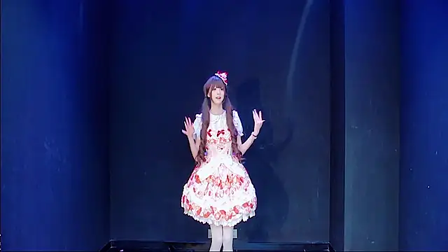 queen-001 online show from October 2, 1:21 am